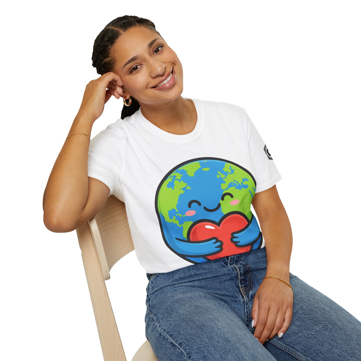 Unisex T-Shirt - Erde Umarmt Herz (Gildan 64000) | Garlik Goods